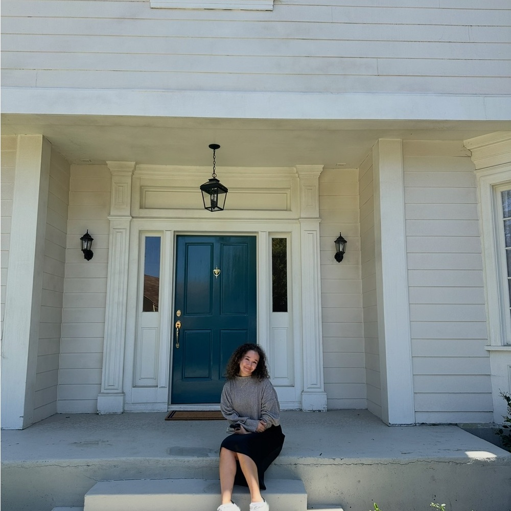I'M GOING LIVE!!! 🌸☀️🤍☕🫶🏼 - Picture 7 of 7